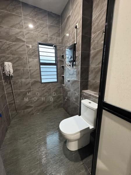 Terraced House for Rent in Bandar Putera 2 (Klang) - Mohd Zakri Mohd Zamberi - Bathroom - PropertyGuru.com.my