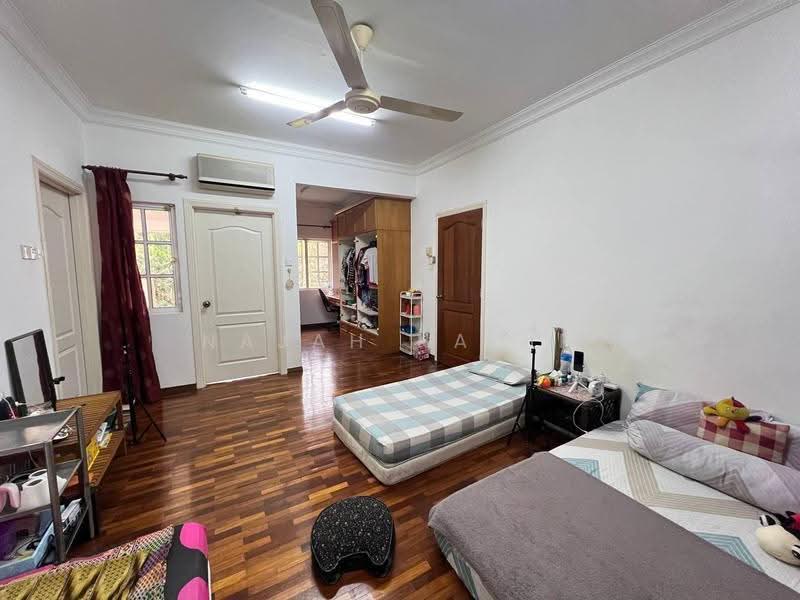 Bungalow House untuk Dijual di Country Heights (Kajang) - Najah Kadir - PropertyGuru.com.my