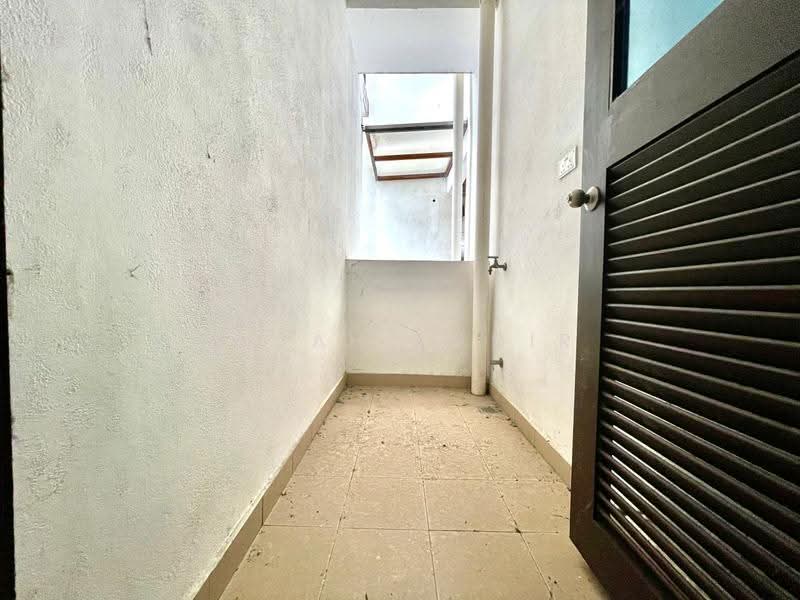 Condominium for Sale at Gardenview Residences - Najah Kadir - Corridor - PropertyGuru.com.my