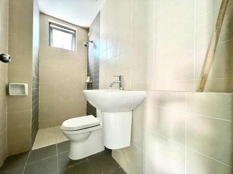 Condominium for Sale at Gardenview Residences - Najah Kadir - Bathroom - PropertyGuru.com.my