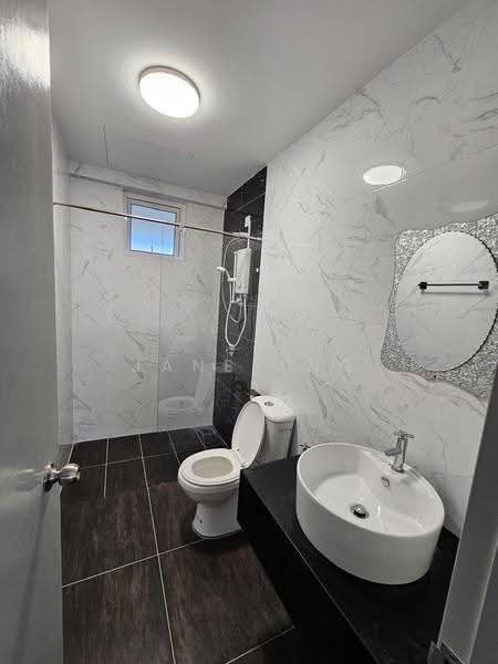 Kondominium untuk Disewa di The Zen - Jane Ang - Bathroom - PropertyGuru.com.my