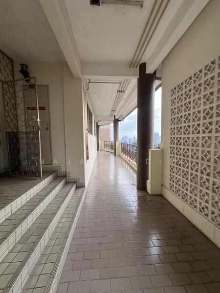 Apartment for Sale at Sri Jelatek - Najah Kadir - Corridor - PropertyGuru.com.my