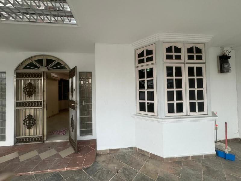 Rumah Teres 2-Tingkat untuk Dijual di Taman Molek (Johor Bahru) - Eva Yeo - Exterior - PropertyGuru.com.my