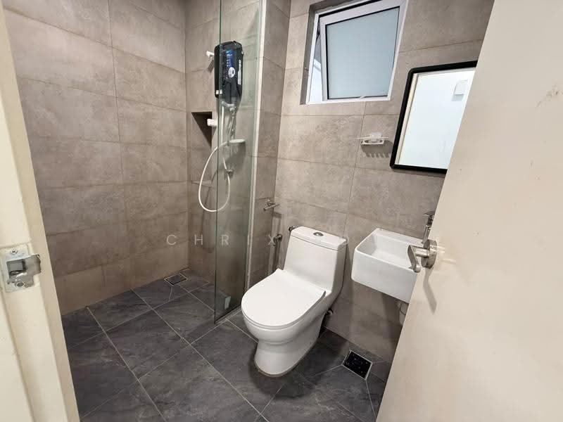 Kediaman Servis untuk Disewa di Mesahill - Chrix Soo - Bathroom - PropertyGuru.com.my