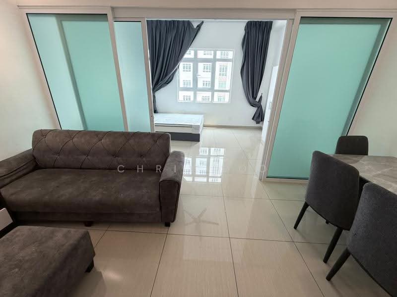 Kediaman Servis untuk Disewa di Mesahill - Chrix Soo - Living Room - PropertyGuru.com.my