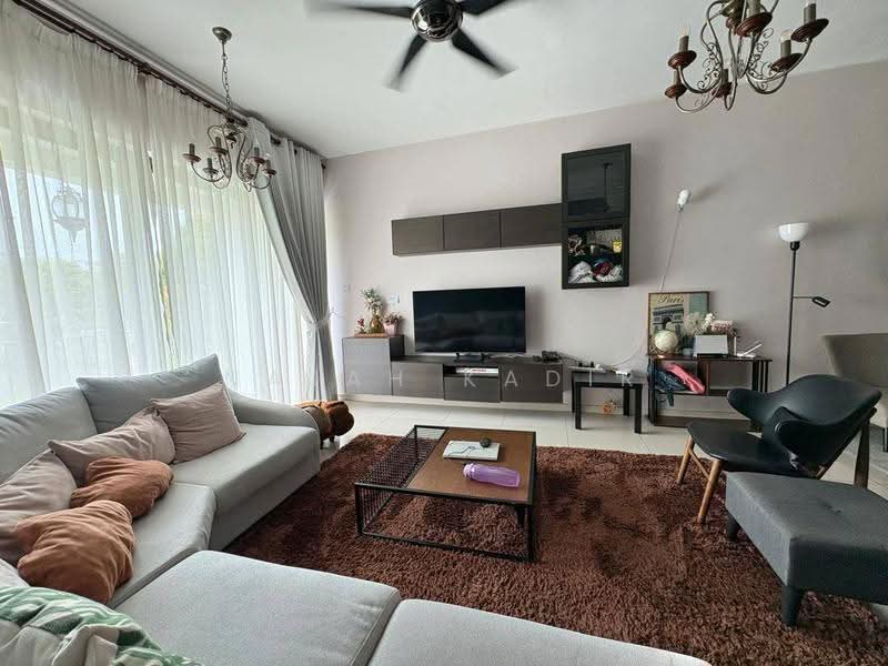 Townhouse for Sale in Shah Alam (Selangor) - Najah Kadir - Living Room - PropertyGuru.com.my