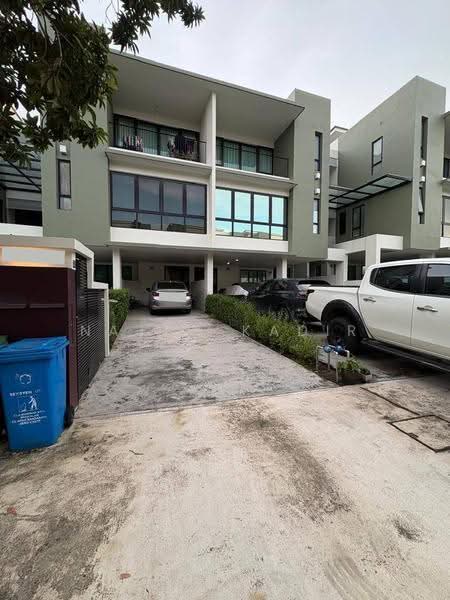 Townhouse for Sale in Shah Alam (Selangor) - Najah Kadir - Exterior - PropertyGuru.com.my