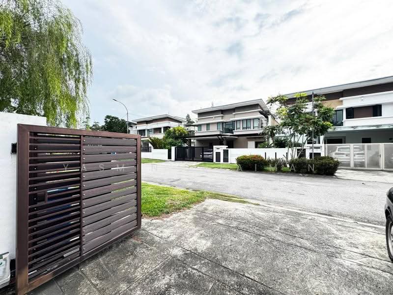 Rumah Berkembar untuk Dijual di Seksyen U9 (Shah Alam) - Yasmin Sulaiman - Exterior - PropertyGuru.com.my