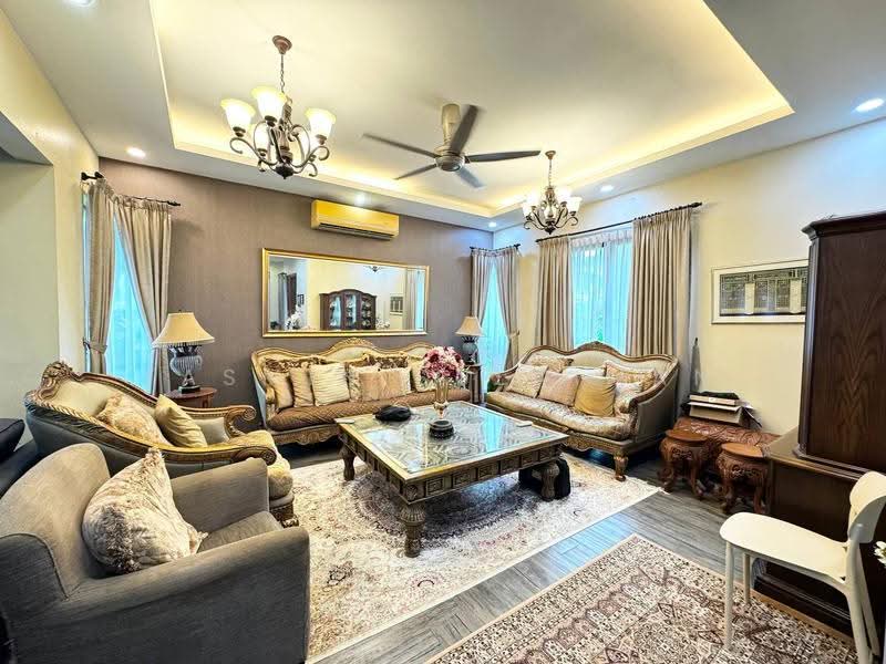 Rumah Berkembar untuk Dijual di Seksyen U9 (Shah Alam) - Yasmin Sulaiman - Living Room - PropertyGuru.com.my