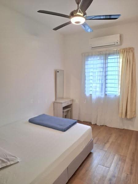 2-storey Terraced House for Rent in Dengkil (Selangor) - Siti Hajar - Bedroom - PropertyGuru.com.my