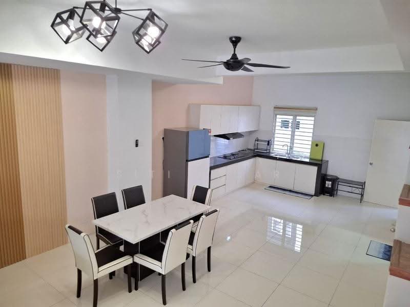 2-storey Terraced House for Rent in Dengkil (Selangor) - Siti Hajar - Kitchen - PropertyGuru.com.my