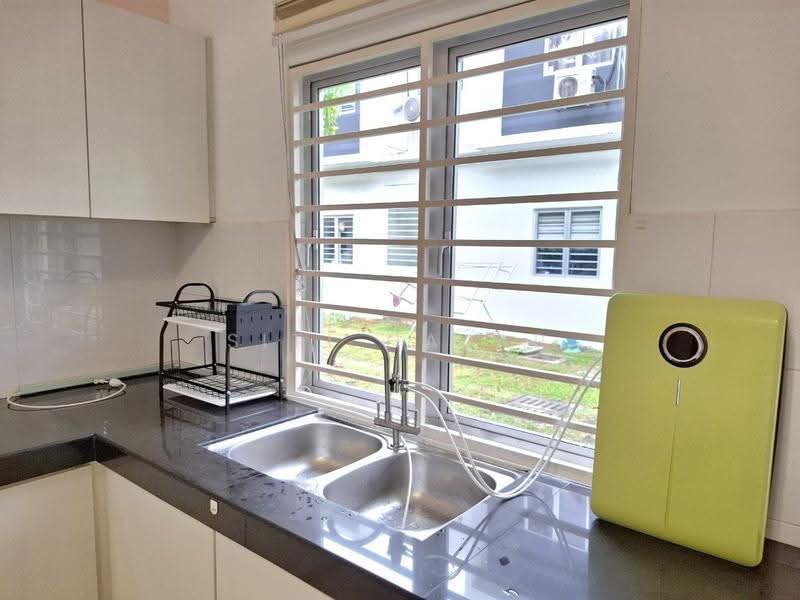 2-storey Terraced House for Rent in Dengkil (Selangor) - Siti Hajar - Kitchen - PropertyGuru.com.my