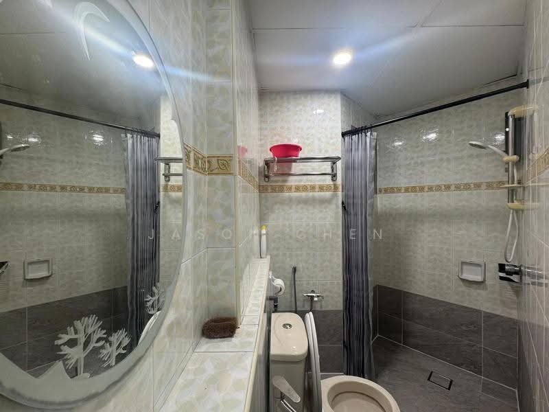 Kondominium untuk Disewa di Menara Menjalara - Jason Chen - Bathroom - PropertyGuru.com.my