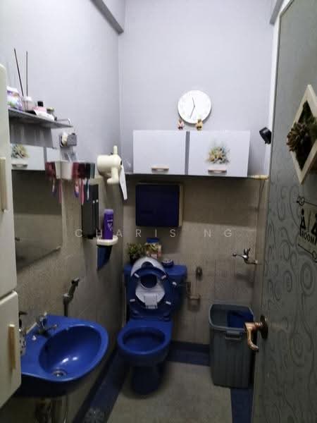1-storey Terraced House for Rent in SS 3, Taman Universiti (Petaling Jaya) - Charis Ng - Bathroom - PropertyGuru.com.my