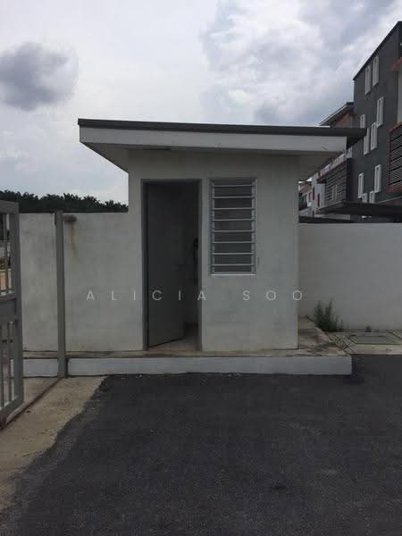 Warehouse for Rent in Taman Industri Integrasi Rawang (Rawang) - Alicia Soo - Exterior - PropertyGuru.com.my