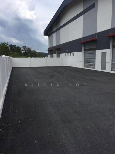 Warehouse for Rent in Taman Industri Integrasi Rawang (Rawang) - Alicia Soo - Exterior - PropertyGuru.com.my