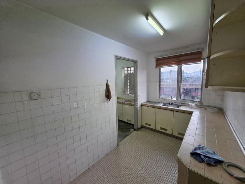 Apartment for Sale at H5 Apartment - Alex Leaw - Kitchen - PropertyGuru.com.my