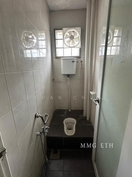Shop / Office for Rent in Bandar Botanic (Klang) - Ethan Chua - Bathroom - PropertyGuru.com.my