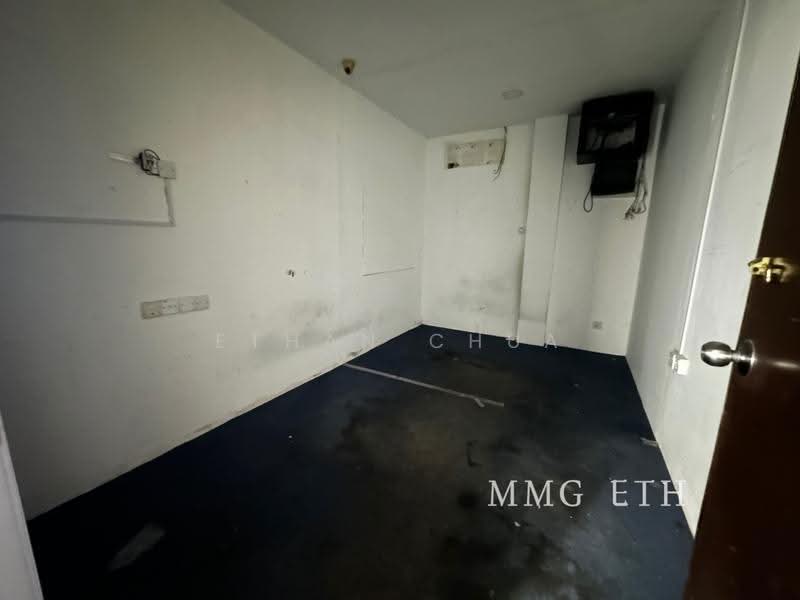 Shop / Office for Rent in Bandar Botanic (Klang) - Ethan Chua - Interior - PropertyGuru.com.my
