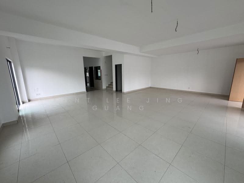 Banglo Lot Kosong untuk Dijual di Seksyen U10 (Shah Alam) - Kent Lee Jing Guang - Living Room - PropertyGuru.com.my