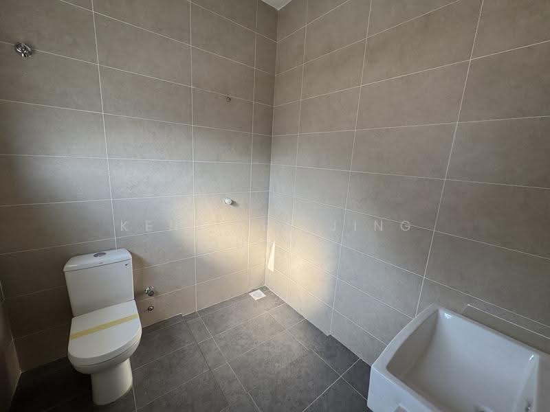 Banglo Lot Kosong untuk Dijual di Seksyen U10 (Shah Alam) - Kent Lee Jing Guang - Bathroom - PropertyGuru.com.my
