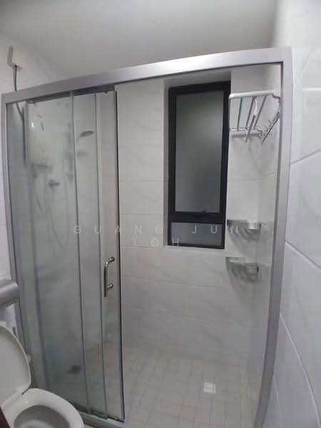 Kondominium untuk Dijual di Cerulean Bay @ Forest City - Guang Jun Loh - Bathroom - PropertyGuru.com.my