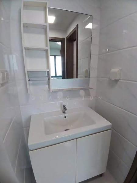 Kondominium untuk Dijual di Cerulean Bay @ Forest City - Guang Jun Loh - Bathroom - PropertyGuru.com.my