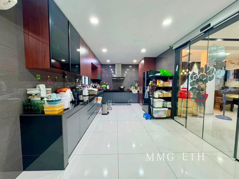 3-storey Terraced House for Sale in Ambang Botanic 2 (Klang) - Ethan Chua - Kitchen - PropertyGuru.com.my