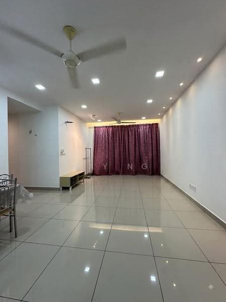 Kondominium untuk Disewa di The Henge - May Ng - Living Room - PropertyGuru.com.my