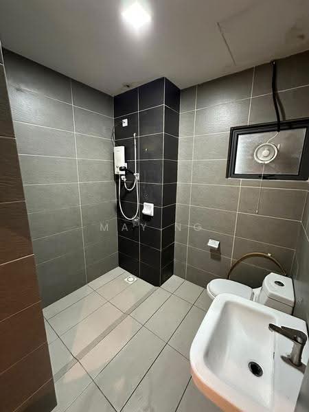 Kondominium untuk Disewa di The Henge - May Ng - Bathroom - PropertyGuru.com.my