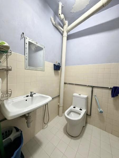 Rumah Teres 2-Tingkat untuk Dijual di Bukit Idaman (Selayang) - Elaine Cheah - Bathroom - PropertyGuru.com.my
