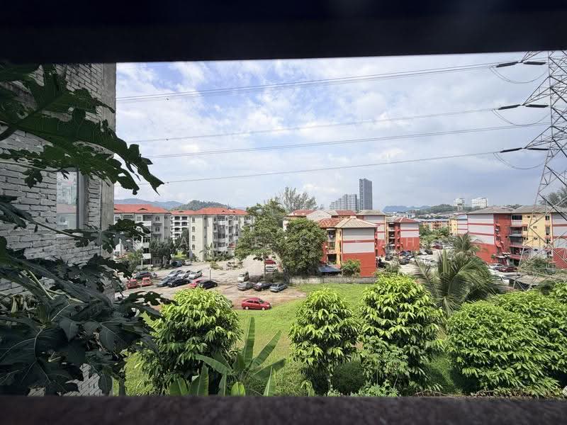 Rumah Teres 2-Tingkat untuk Dijual di Bukit Idaman (Selayang) - Elaine Cheah - Exterior - PropertyGuru.com.my