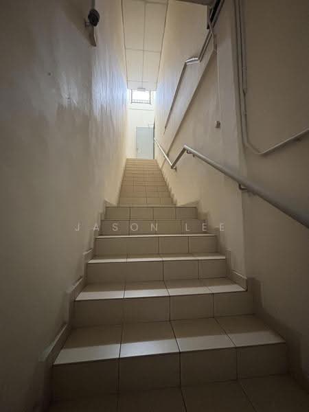 Kilang untuk Dijual di Alam Damai (Cheras) - Jason Lee - Corridor - PropertyGuru.com.my