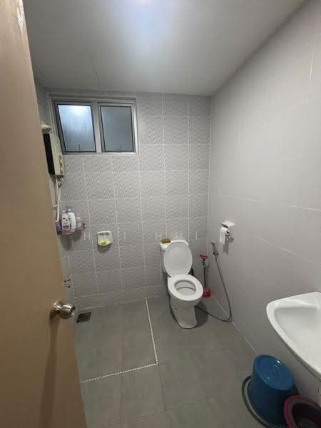 Apartment for Sale at Austin Suites (Permata Austin) - Hui Hui . - PropertyGuru.com.my
