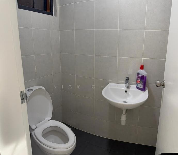 Kediaman Servis untuk Disewa di MKH Boulevard II - Nick Chin - Bathroom - PropertyGuru.com.my