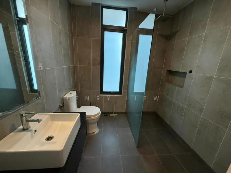 3-storey Terraced House for Sale in Cyber 9 (Cyberjaya) - Henry Liew - Bathroom - PropertyGuru.com.my