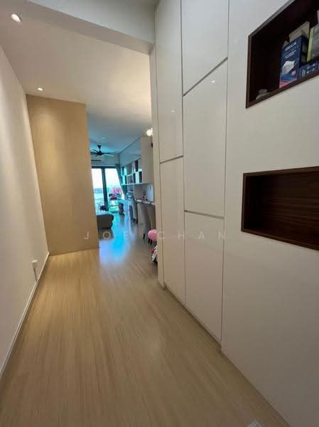 Condominium for Rent at Skyvilla @ D'Island - Joe Chan - Corridor - PropertyGuru.com.my