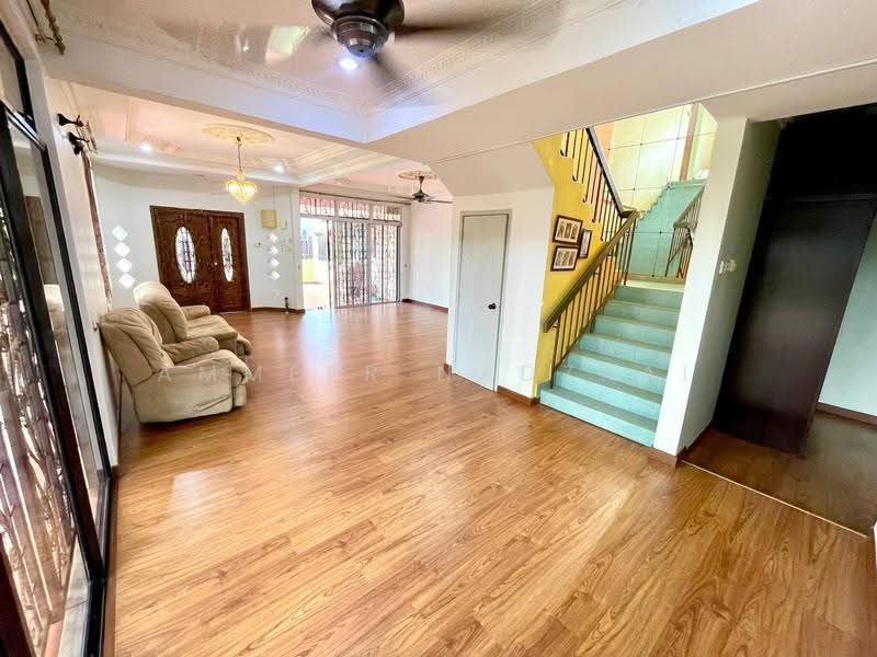 Rumah Teres 2-Tingkat untuk Dijual di Ampang (Selangor) - Ammeer Nadzrai - Living Room - PropertyGuru.com.my