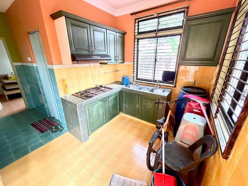 Rumah Teres 2-Tingkat untuk Dijual di Ampang (Selangor) - Ammeer Nadzrai - Kitchen - PropertyGuru.com.my