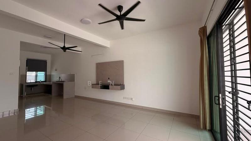 Rumah Teres 2-Tingkat untuk Dijual di Johor Bahru (Johor) - Ben Lee - Living Room - PropertyGuru.com.my