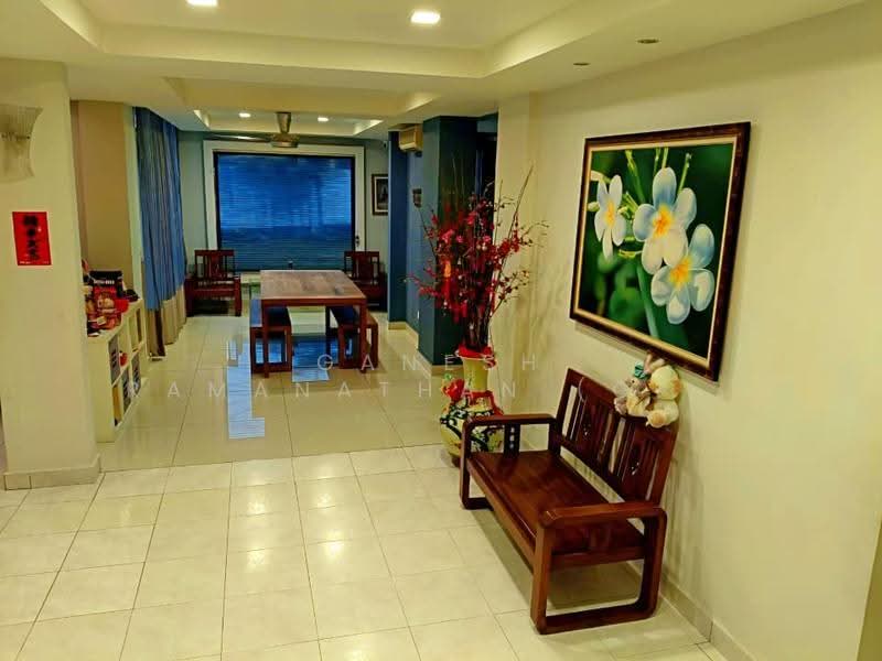 2-storey Terraced House for Sale in Bandar Sri Damansara (Selangor) - Ganesh Ramanathan (Ganesha) - Living Room - PropertyGuru.com.my