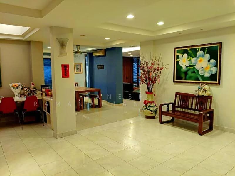 2-storey Terraced House for Sale in Bandar Sri Damansara (Selangor) - Ganesh Ramanathan (Ganesha) - Living Room - PropertyGuru.com.my