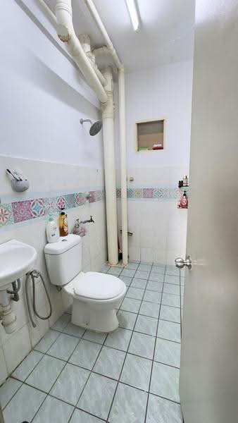 Condominium for Sale at Desaminium Flora - ITA AHMAT - Bathroom - PropertyGuru.com.my