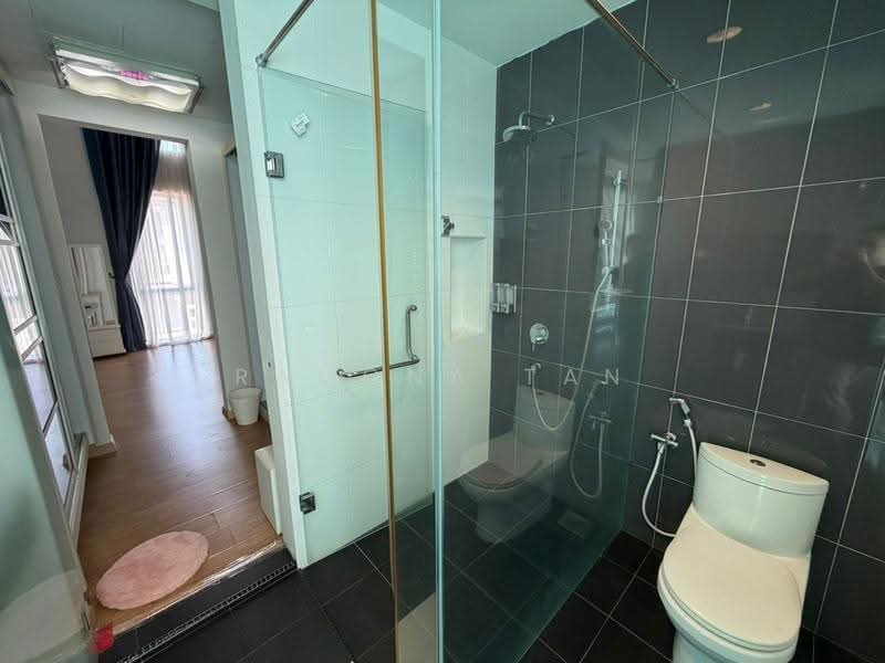 2.5-storey Terraced House for Sale in Taman Sayang Selasih (Klebang) - Ramona Tan - Bathroom - PropertyGuru.com.my