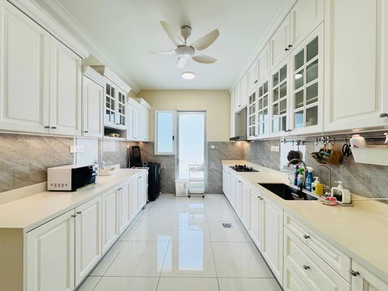 2-storey Terraced House for Sale in Eco Forest (Semenyih) - Adzura Zamedin - Kitchen - PropertyGuru.com.my