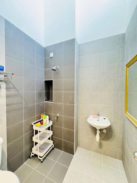 2-storey Terraced House for Sale in Eco Forest (Semenyih) - Adzura Zamedin - Bathroom - PropertyGuru.com.my