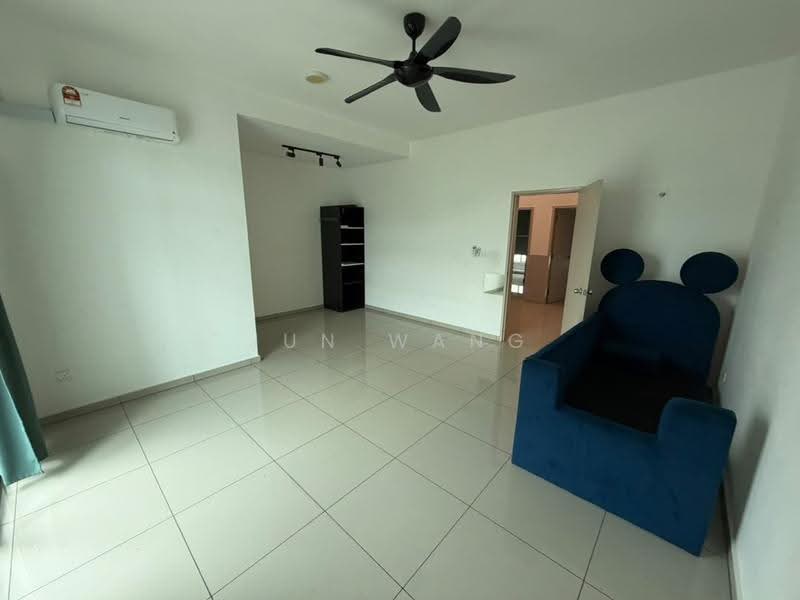 2-storey Terraced House for Sale in Taman Serimbun (Iskandar Puteri (Nusajaya)) - Jun Wang - Living Room - PropertyGuru.com.my