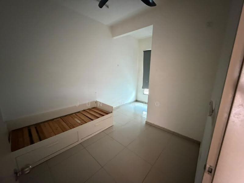 2-storey Terraced House for Sale in Taman Serimbun (Iskandar Puteri (Nusajaya)) - Jun Wang - Bedroom - PropertyGuru.com.my