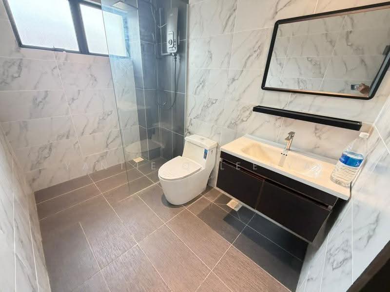 Terraced House for Sale in Kuala Selangor (Selangor) - Yantie Qaleesya - Bathroom - PropertyGuru.com.my
