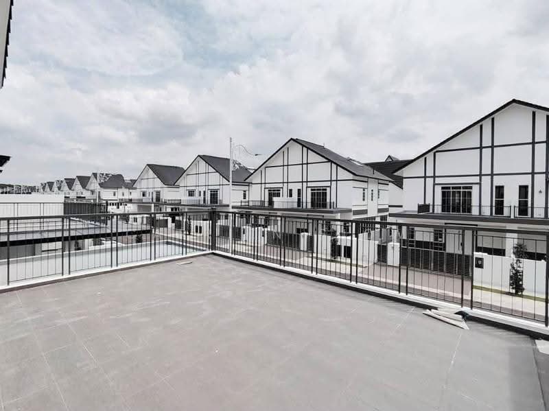 Rumah Berkembar untuk Dijual di Eco Spring (Johor Bahru) - Carrien Siow - Exterior - PropertyGuru.com.my
